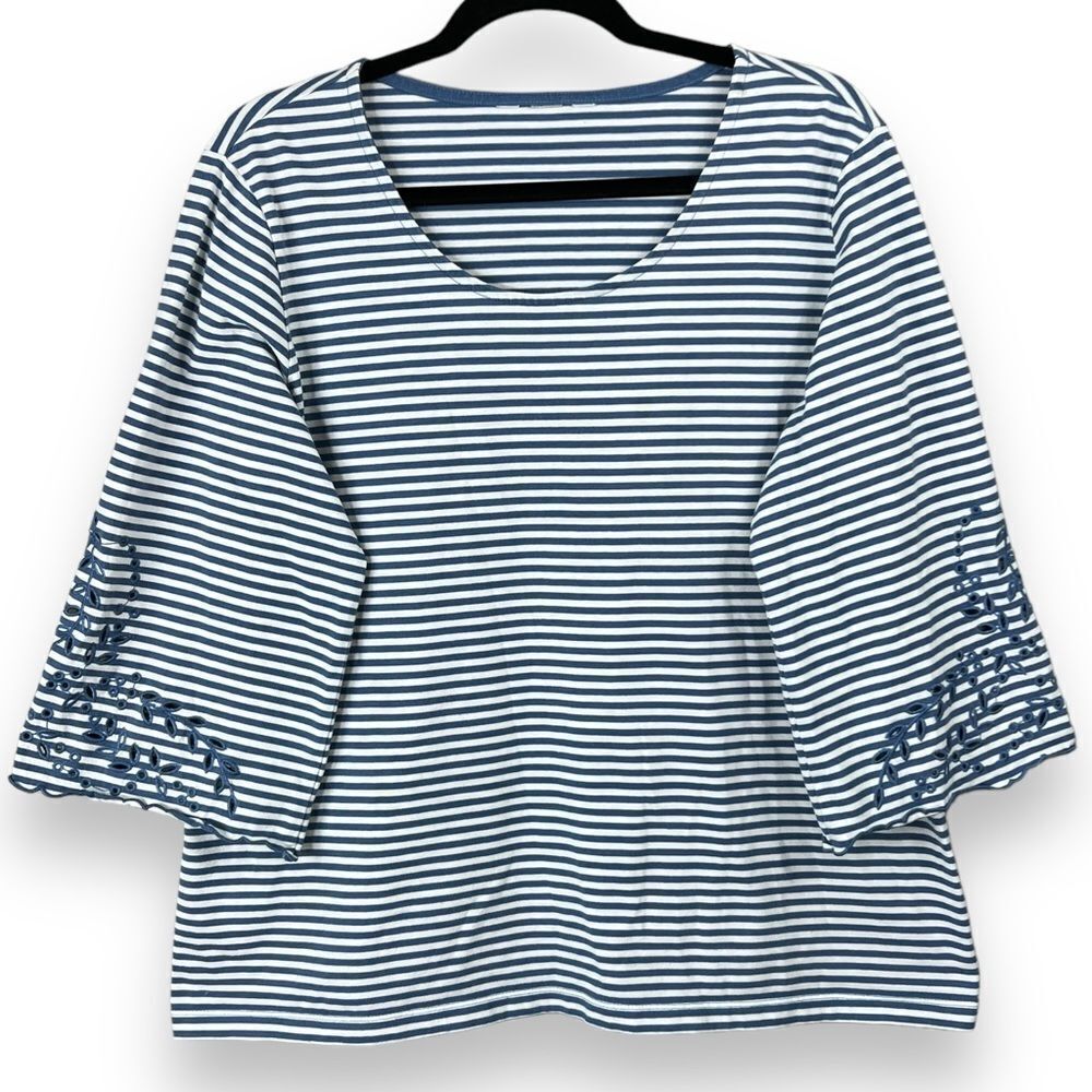 Christopher & Banks Half Sleeve Striped Tee XL Women’s Blue White Cut Out Lace